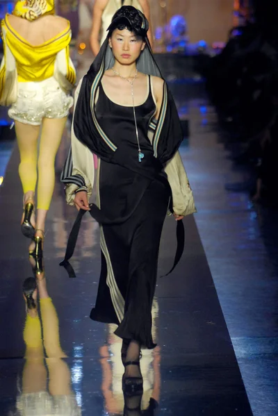 Look 66